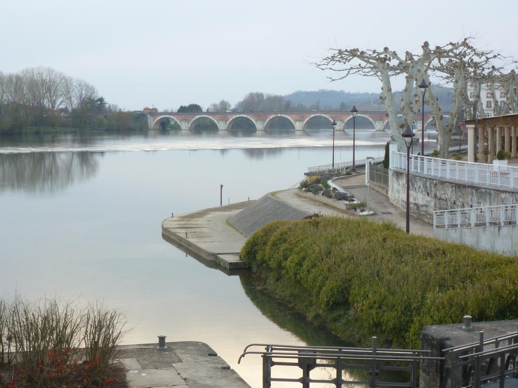 Hotel Le Chapon Fin Moissac Exteriér fotografie