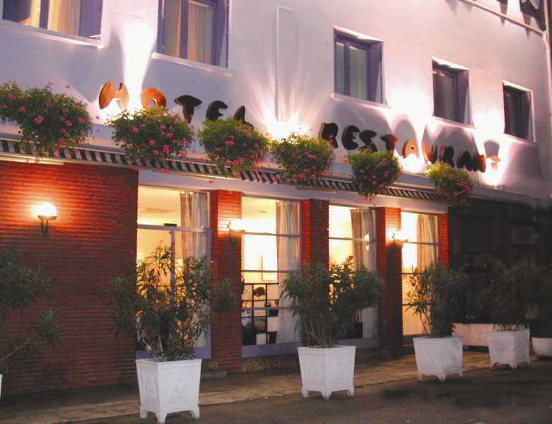 Hotel Le Chapon Fin Moissac Exteriér fotografie