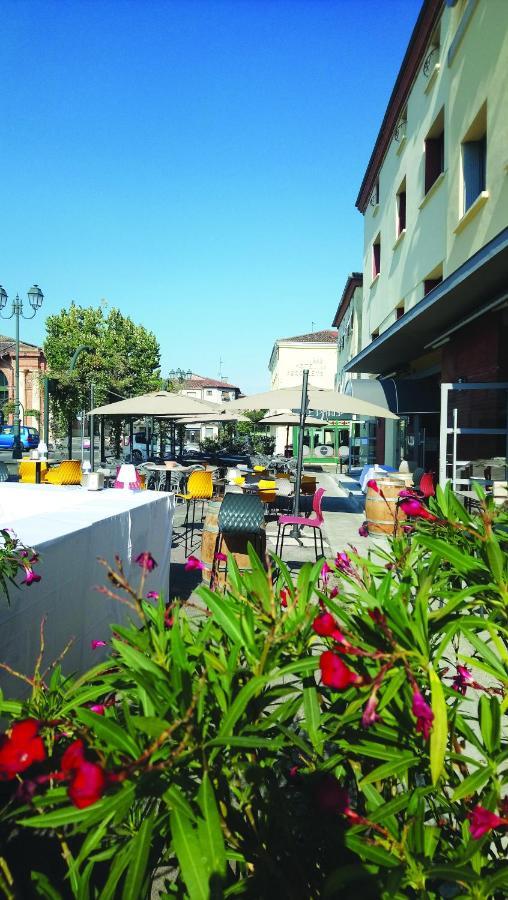 Hotel Le Chapon Fin Moissac Exteriér fotografie